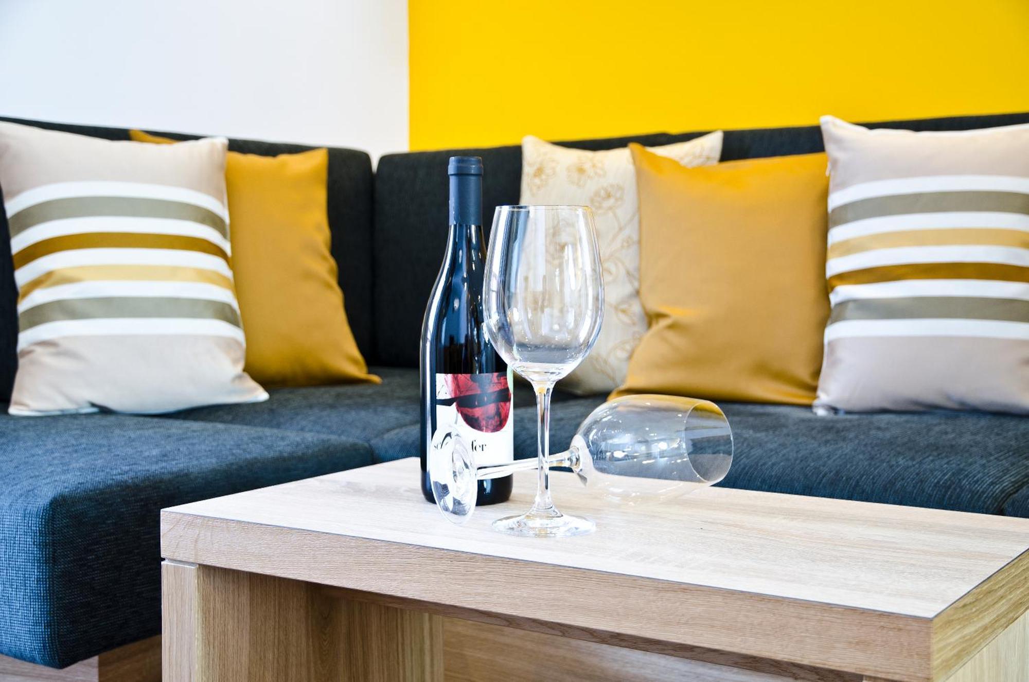 Ingrid Aparthotel *